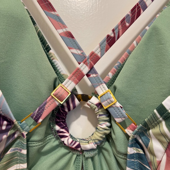 BLEU by Rod Beattie Plunge 1 Piece Swimsuit Sz6 NWT - Picture 3 of 5